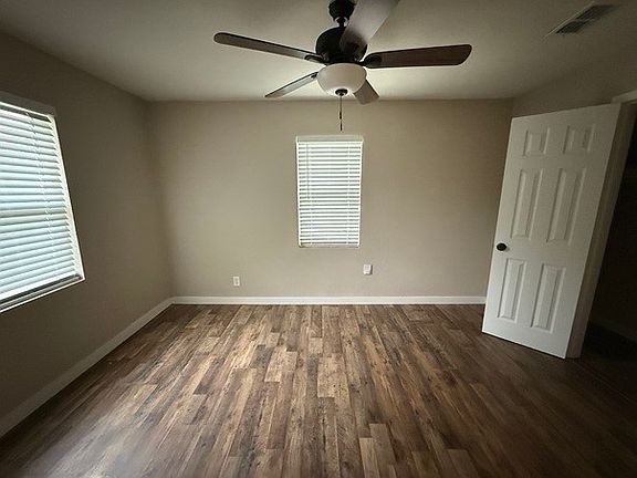 2nd image of 515 Burgett St