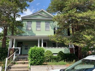 922-924 Carew St, Springfield, MA 01104