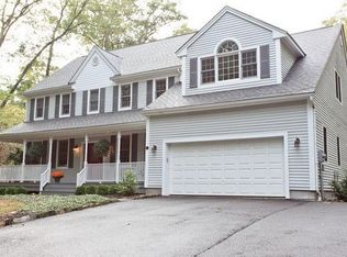 871 Hanover St, Yorktown Heights, NY 10598