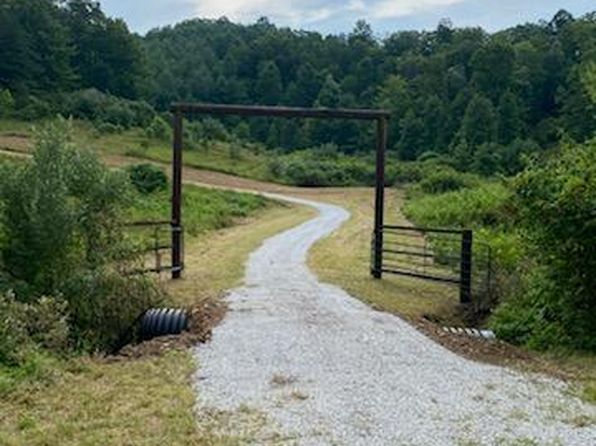 9999 Buncomb Rd, Tyner, KY 40486