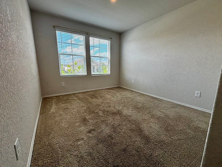 812 Indigo Way — Photo 11