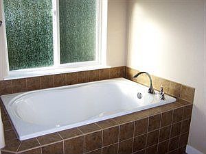 3rd image of 3027 Woodtrails Dr NW