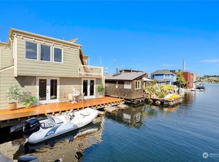 2420 Westlake Ave N UNIT 4, Seattle, WA 98109