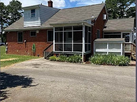 2nd image of 3207 Harvie Rd