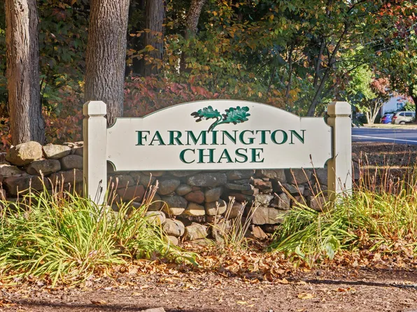 100 Farmington Chase Crescent #100, Farmington, CT 06032