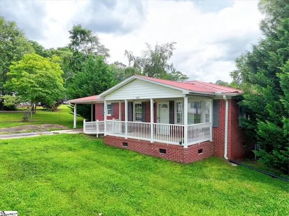 4006 Blue Ridge Cir, Greer, SC 29651