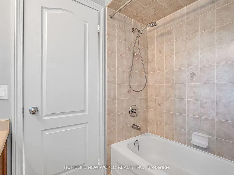 53 Michelina Ter — Photo 30