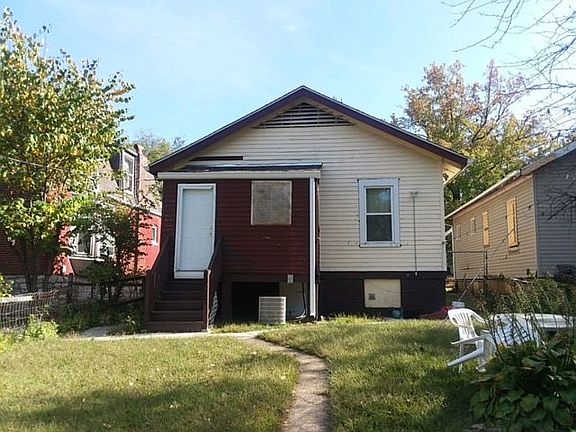 2nd image of 5537 Genevieve Ave