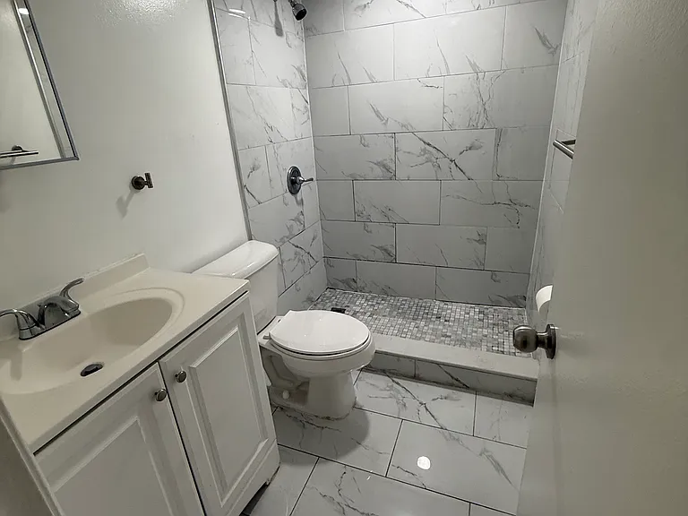 3051 W 76th St #104 — Photo 2