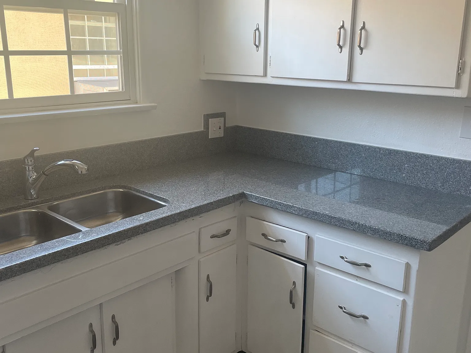 1 bed, 700 sqft, $1,895 — Photo 4