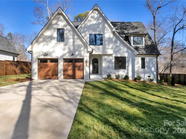 223 Horseshoe Lake Rd, Mount Holly, NC 28120