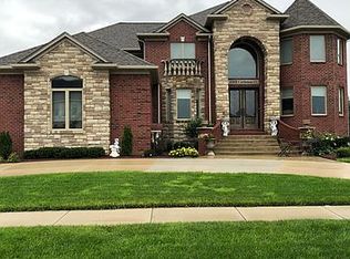 41820 Cardamon Dr, Sterling Heights, MI 48314