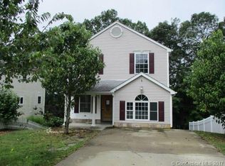 60 Bayview Rd, Niantic, CT 06357