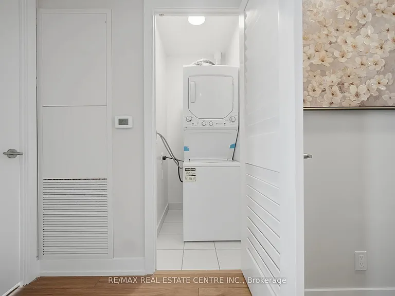 215 Veterans Dr #901 — Photo 23
