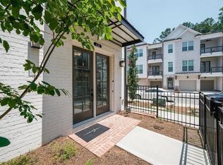 438 Burton Dr, Alpharetta, GA
