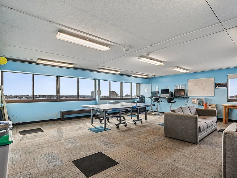 Chateau Student Housing Cooperative — Photo 48