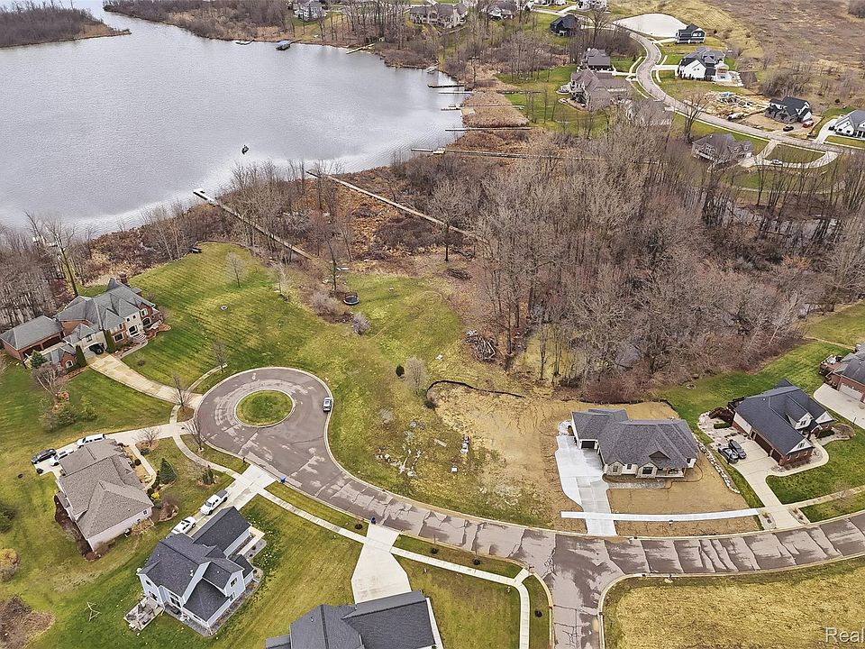 14275 Wright Dr, photo 3