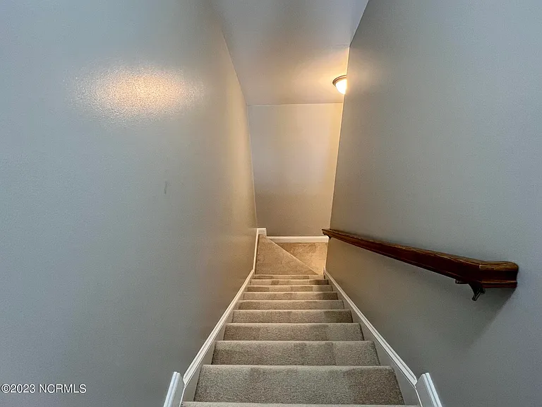 206 Sandy Springs Rd — Photo 41