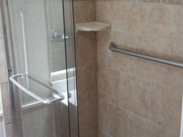 3252 Chimney Rock Rd