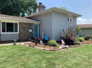 3012 Bennington Dr, Springfield, IL 62704