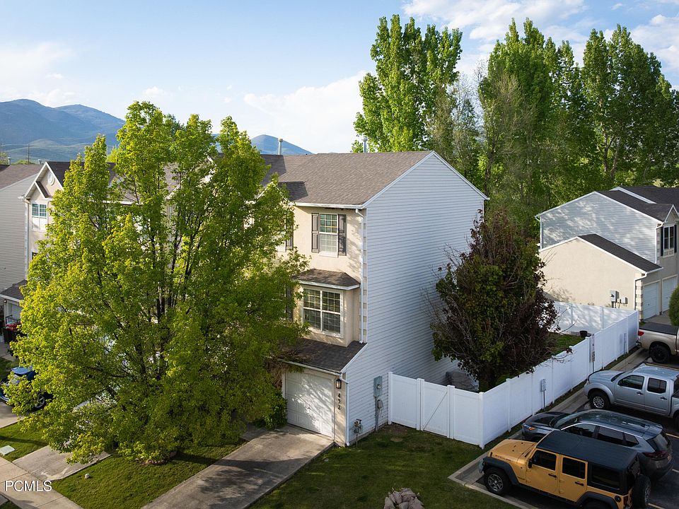 1st image of 432 W Edinburgh Ln #242