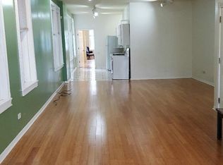 973 W 19th St, Chicago, IL 60608