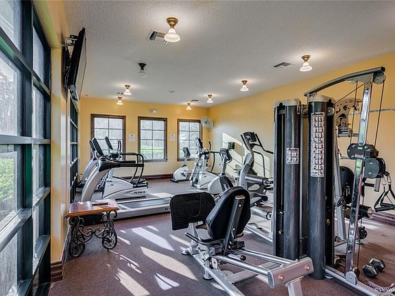 5th image of 34139 Fortunado St