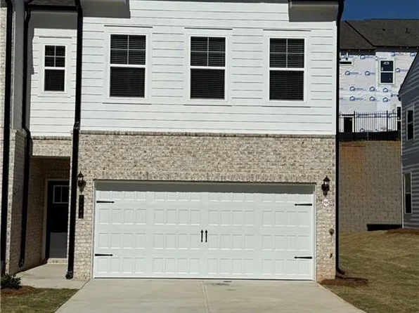 8198 Tiger Way, Riverdale, GA 30296