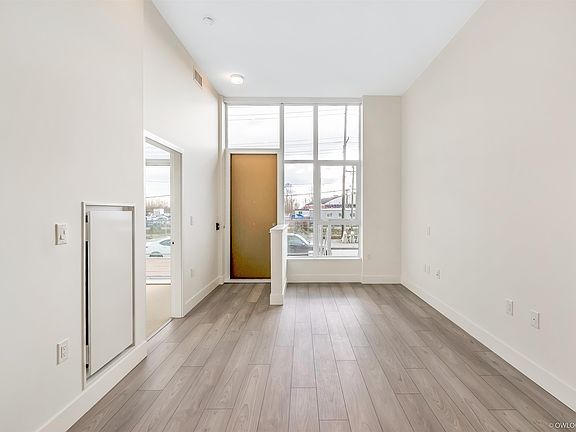 5th image of 3559 E Kent Ave N