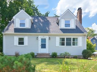 165 Cottage St, Mansfield, MA 02048