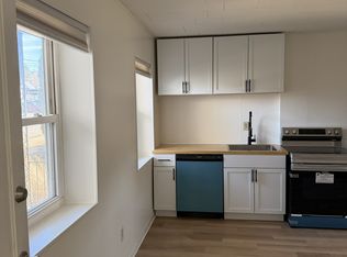 17 Maple St APT 1, Cincinnati, OH 45215