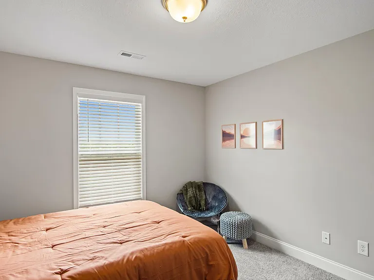 274 Broadberry Ave #274 — Photo 33
