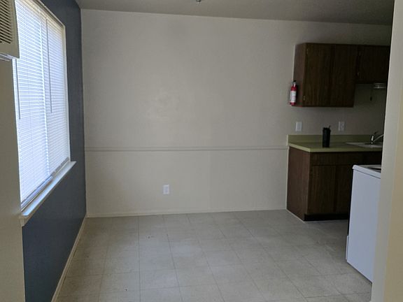 2nd image of 6514 Sun Valley Dr APT 1