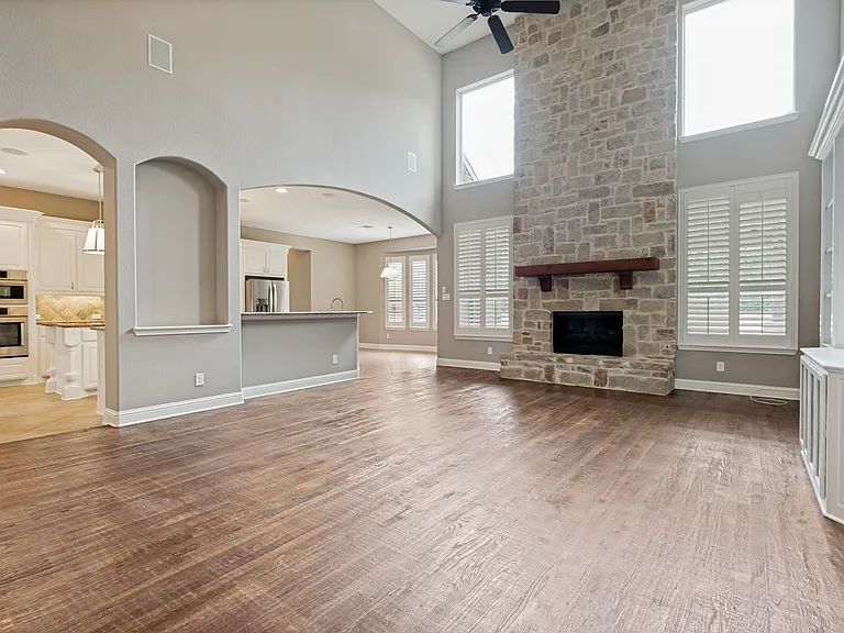 2416 Top Rail Ln — Photo 9