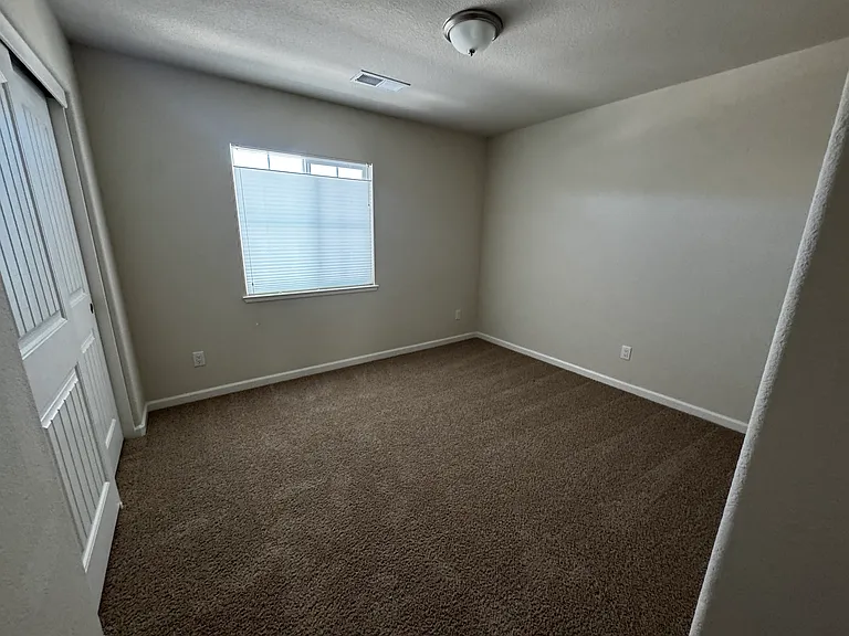 1114 Drake Way — Photo 18