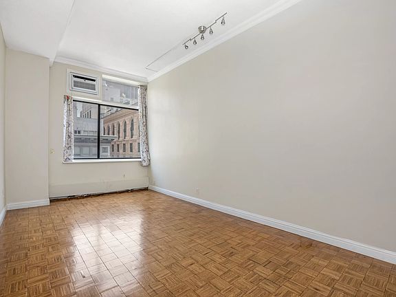 2nd image of 372 5th Ave APT 6G