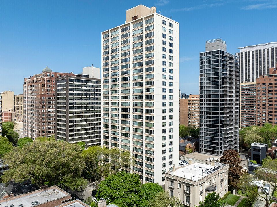 1st image of 336 W Wellington Ave APT 703