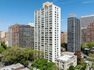 336 W Wellington Ave APT 703, Chicago, IL 60657