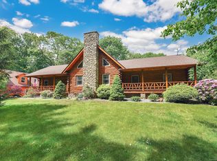 492 Thompsonville Rd, Suffield, CT 06078