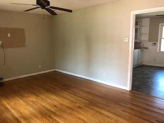 4th image of 1213 McDonald Dr