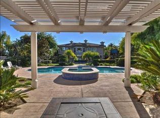 2354 Casa Hermosa Ct, Encinitas, CA 92024