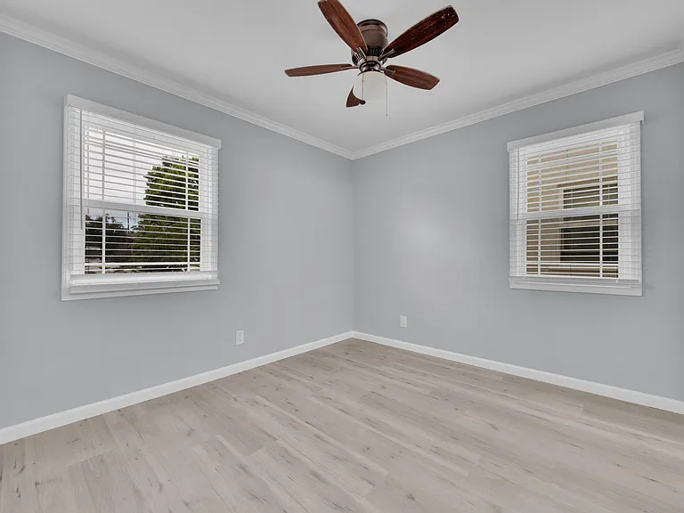 4587 Campus Ave — Photo 18