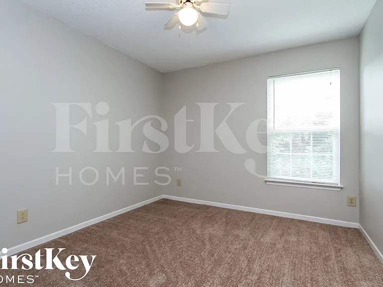 6518 Redland Way — Photo 11
