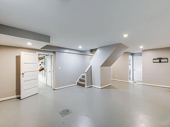5th image of 437 Samoht Ridge Rd