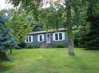 88 Colchester Cmns, Colchester, CT 06415