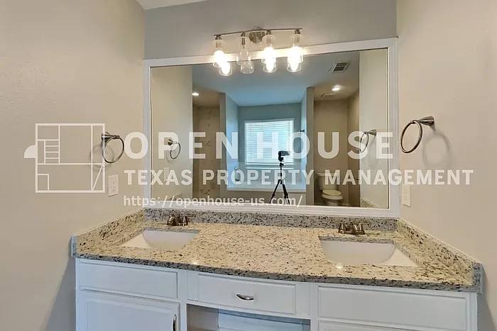 21746 Deep Pines Dr — Photo 11