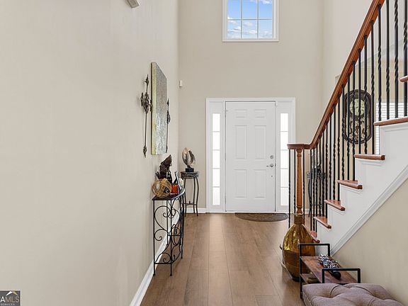 3rd image of 4825 Carly Way