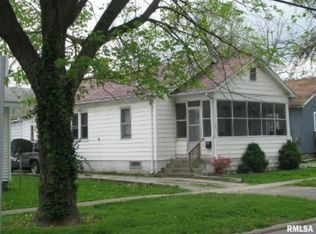 609 W Cherry St, Carbondale, IL 62901