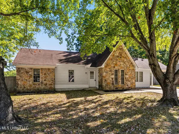 5704 Ingleside Dr, Horn Lake, MS 38637