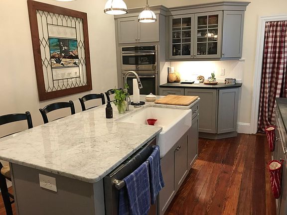 4th image of 39 Wood St #1